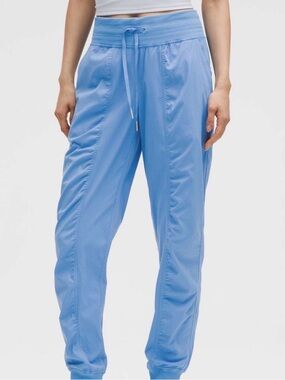 Lululemon poolside blue dance studios NEW